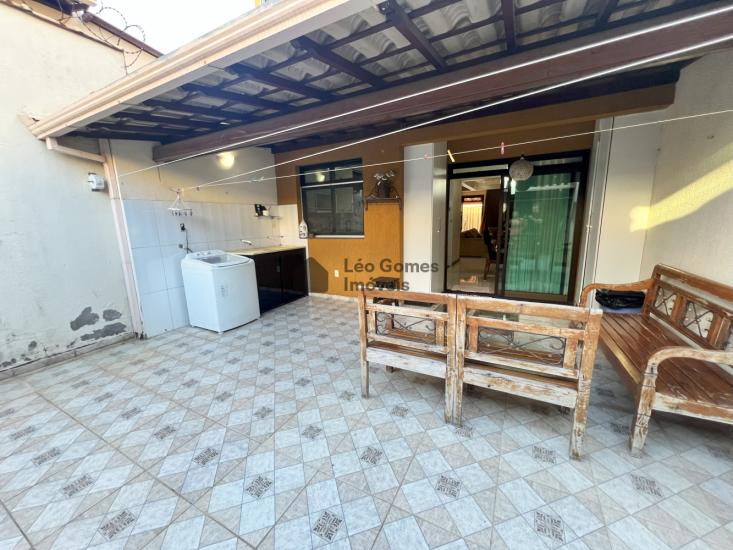 casa-geminada-venda-bairro-tropical-1029989